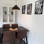 Brenzstay 아파트